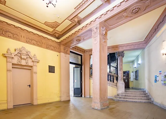 Extreme Cozy * Budapest